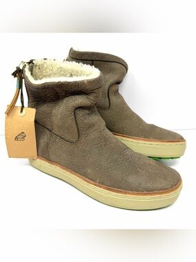 Satorisan Men’s Tewa Sherpa Lined Boots Mismatched Pair 42 / 43 Waxed Leather